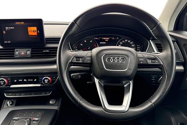 Audi Q5 Photo 11
