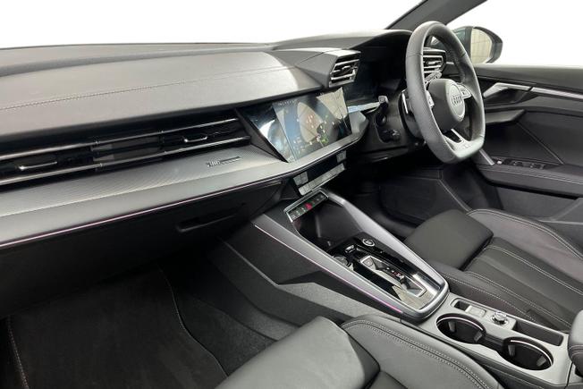 AUDI A3 Photo 2