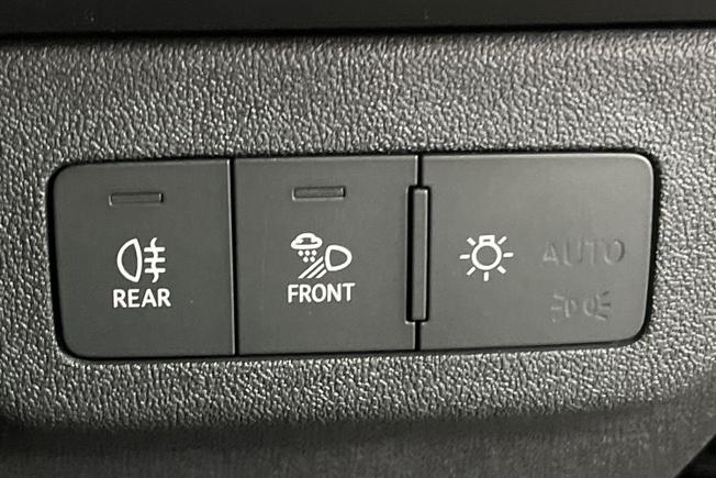 AUDI Q3 Photo 24