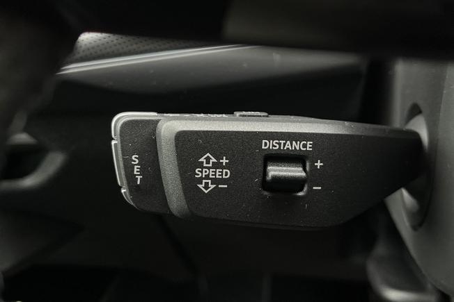 AUDI Q3 Photo 42