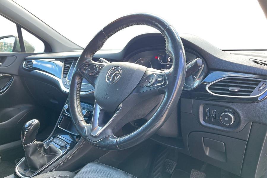 Vauxhall ASTRA Photo autoimg-d71d211bf1990540bc07c6c79f910f841cfa9e2c.jpg