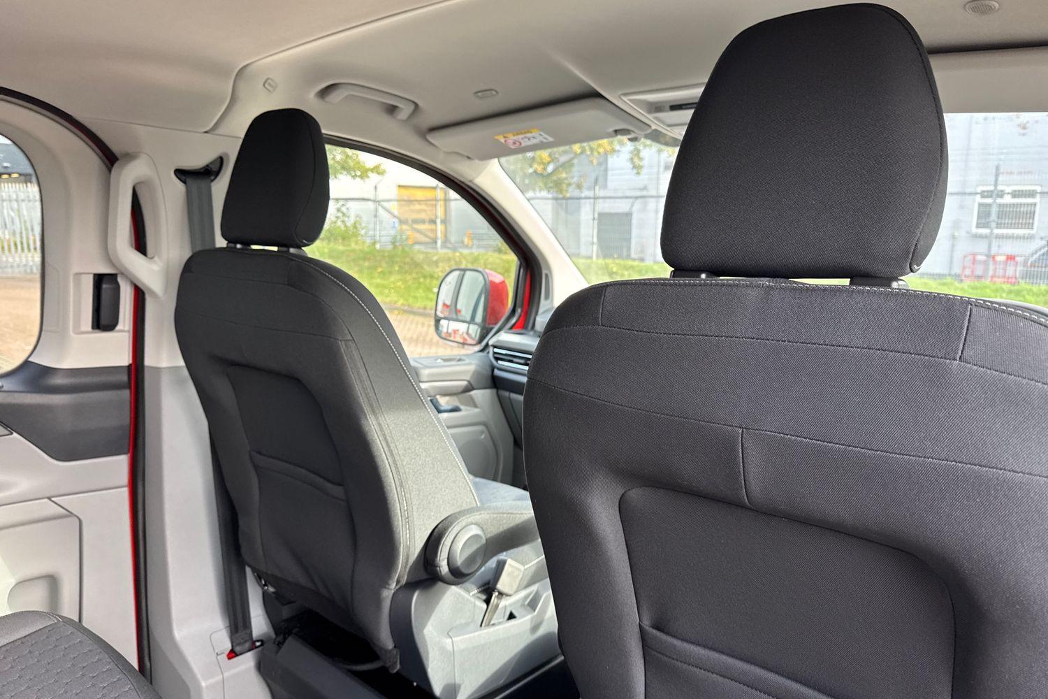 Ford Tourneo Custom Photo 31