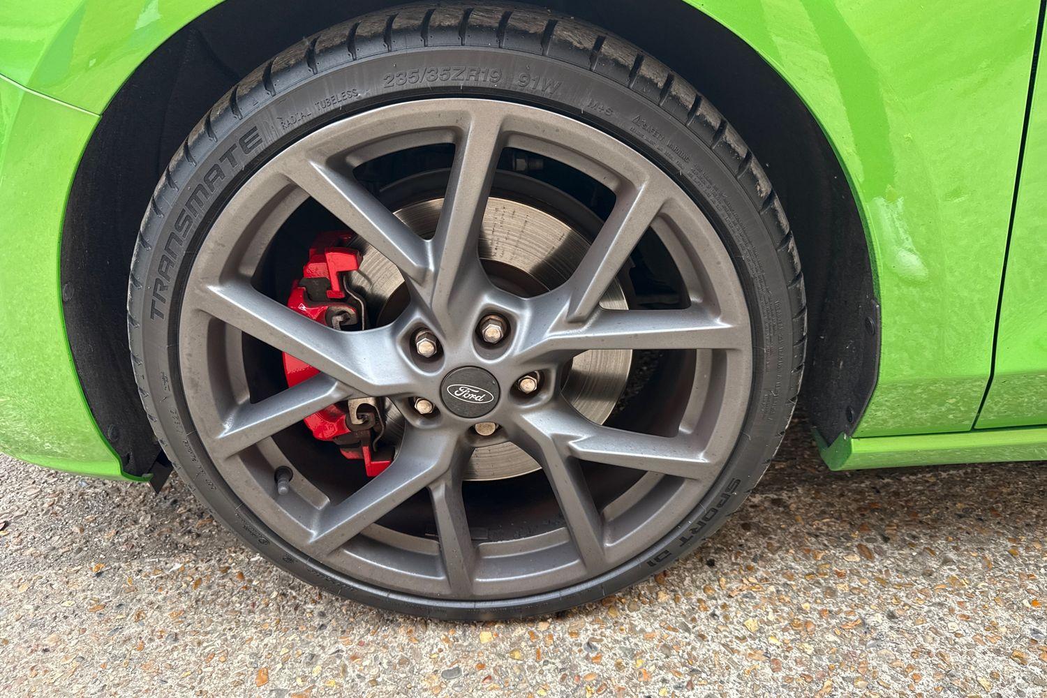 Ford FOCUS Photo 34
