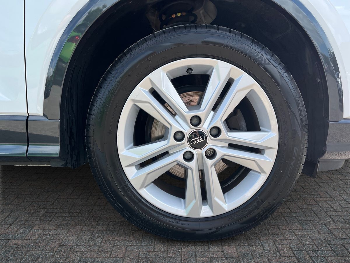 Audi Q2 Photo 8