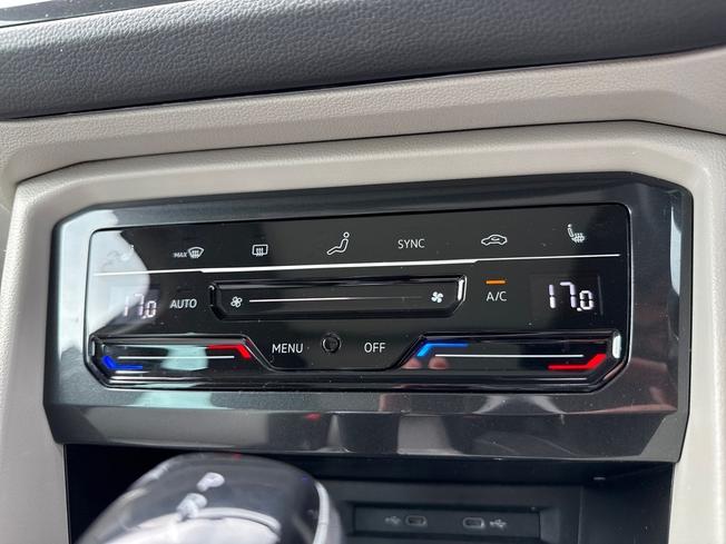 VOLKSWAGEN Tiguan Photo 42