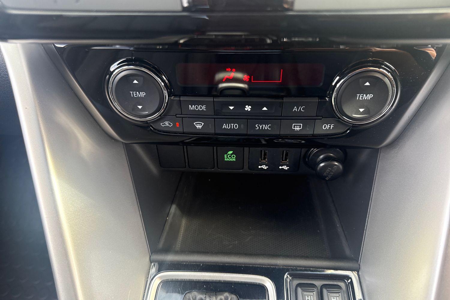 Mitsubishi ECLIPSE CROSS Photo 24