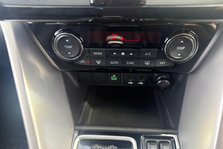 Mitsubishi ECLIPSE CROSS Photo autoimg-d72c875a3a7718cc122460ebac2ee64d758ccf83.jpg