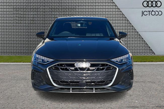 AUDI  A3 Saloon Photo 8
