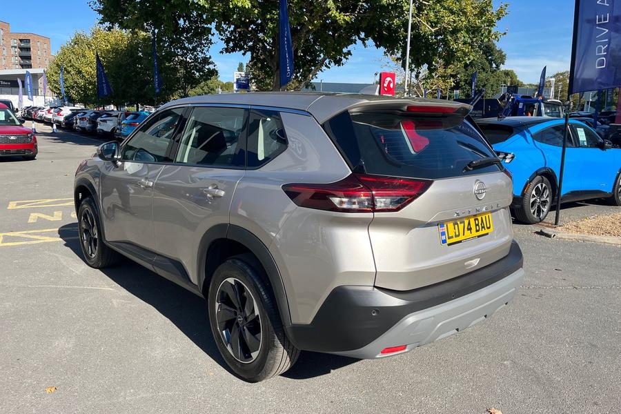 Nissan X-TRAIL Photo autoimg-d72d3d207c66aa8f42bd13adb497c5c30af7ad02.jpg