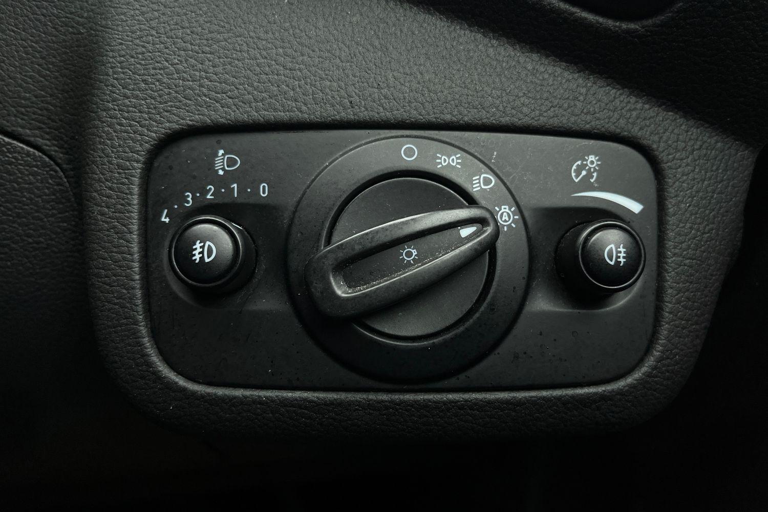 Ford KUGA Photo 30