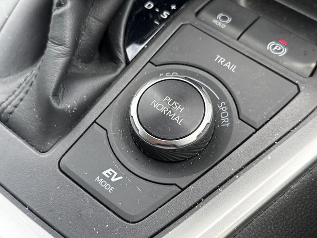 TOYOTA Rav4 Photo 35