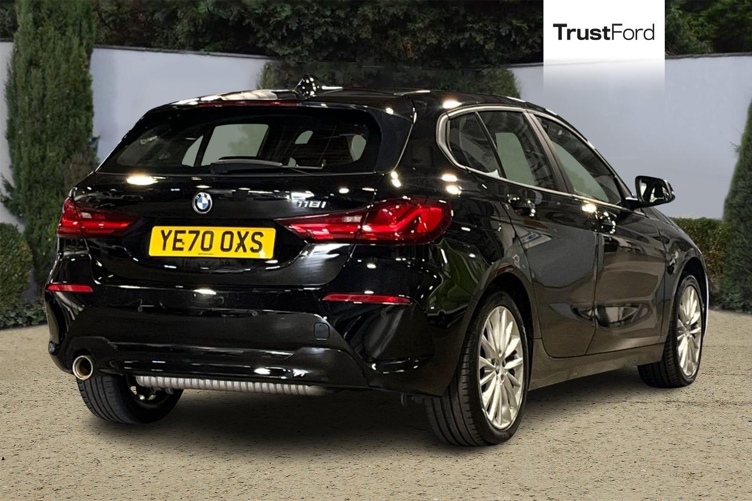 BMW 1 SERIES Photo 3