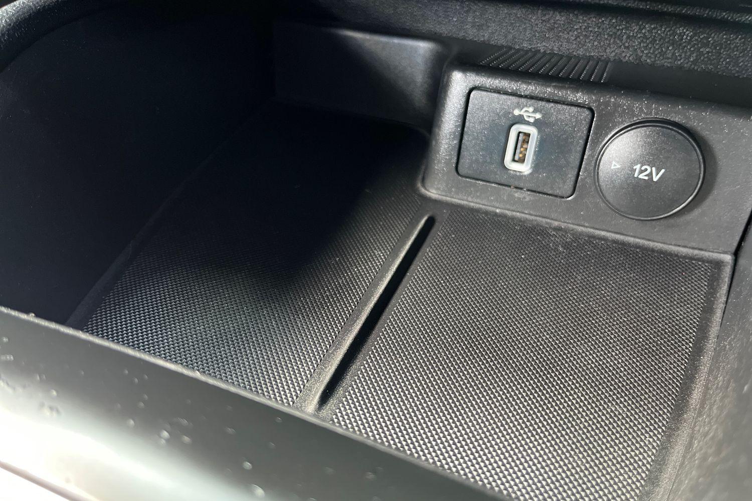 Ford FOCUS Photo 32
