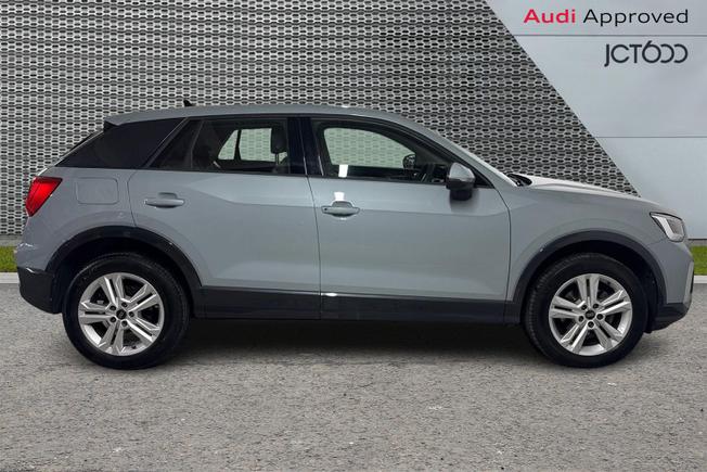 AUDI Q2 Photo 4