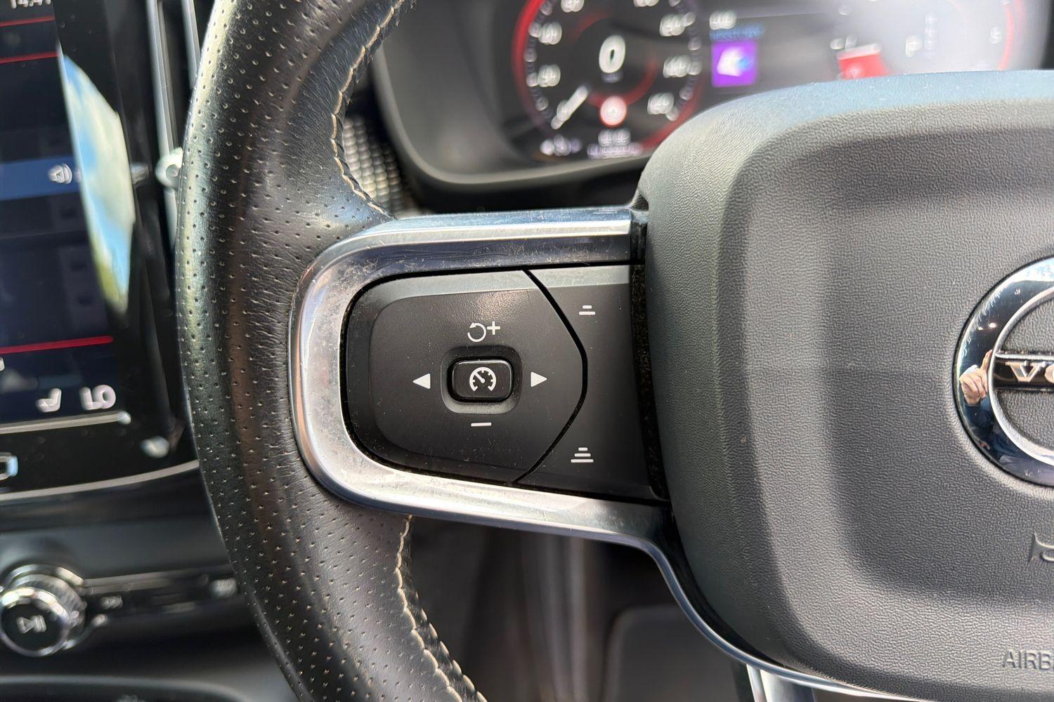 Volvo XC40 Photo 22