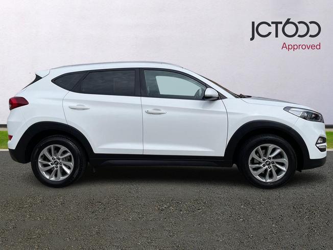 HYUNDAI Tucson Photo 4