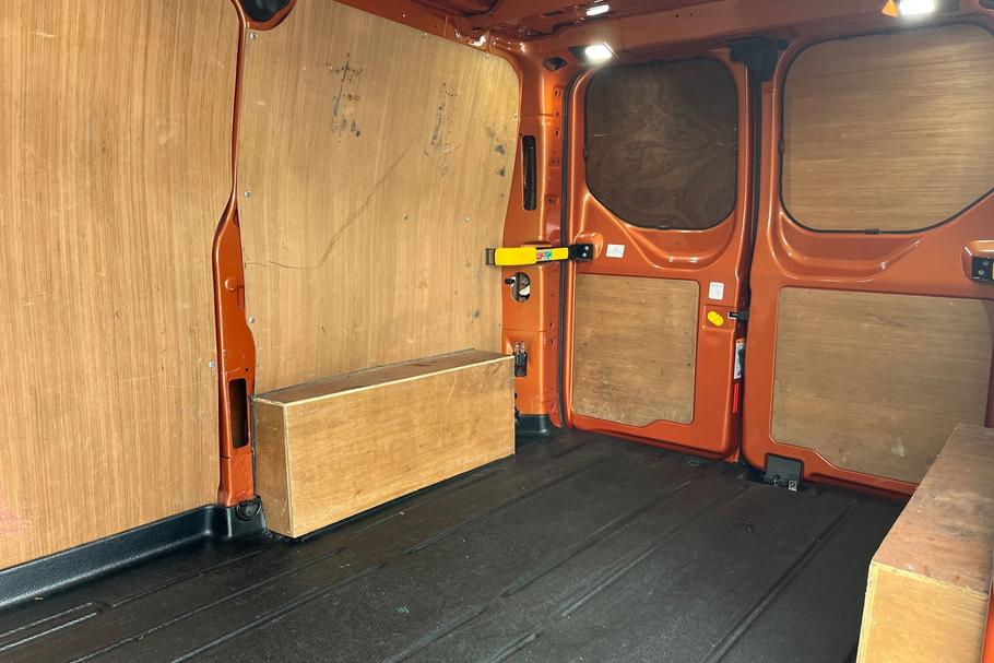 Used Ford TRANSIT CUSTOM SD71GZG 4