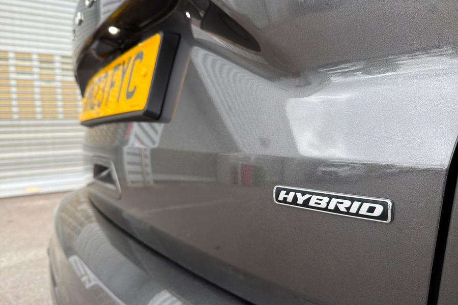 Ford KUGA Photo autoimg-d74a75236dd100e30cae5c6e83b86153fe80ed3e.jpg