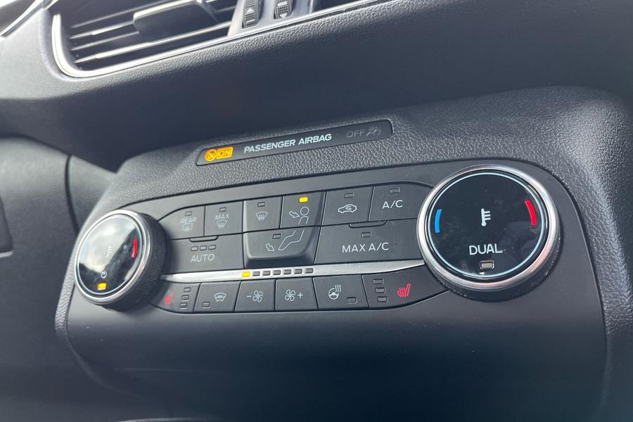 Ford KUGA Photo autoimg-d74c09705ad0660258a9866837be3e63ac22c685.jpg