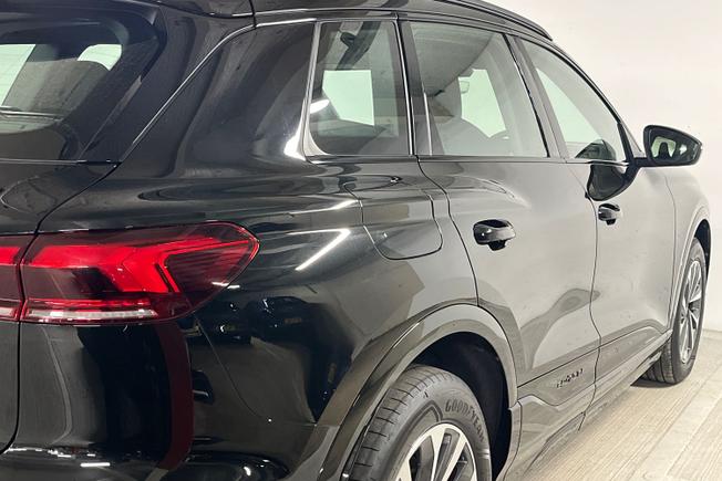 AUDI Q6 E-Tron Photo 36