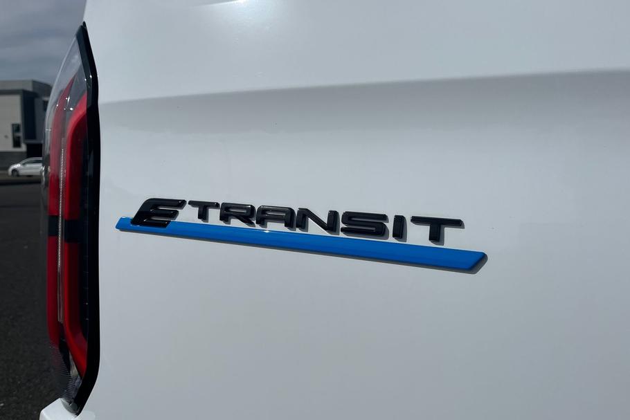 Used FORD E-TRANSIT CUSTOM HT74EHX 19