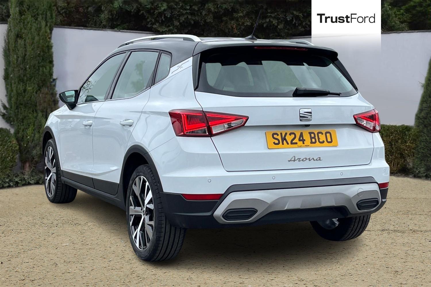 SEAT Arona Photo 1