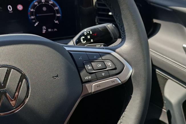 VOLKSWAGEN Tiguan Photo 17