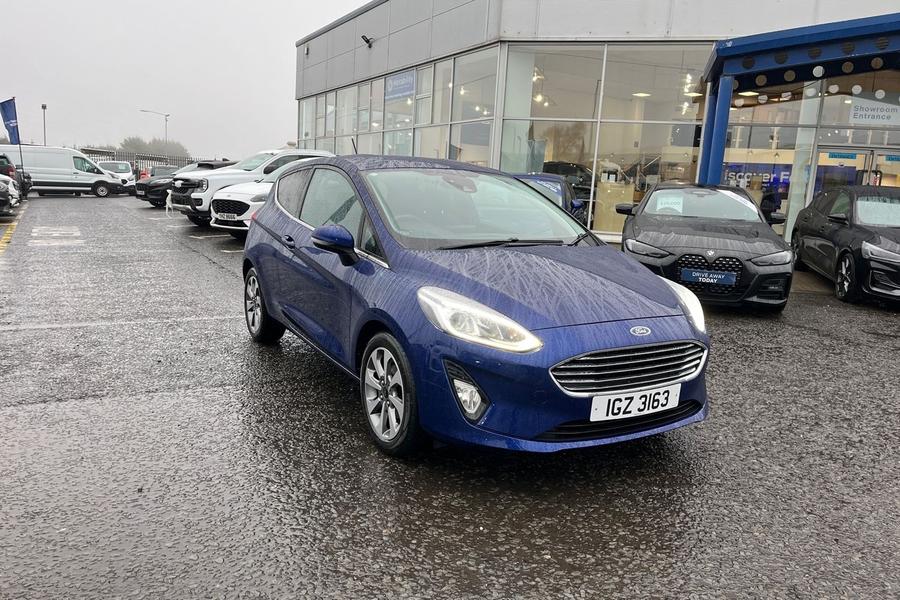 Ford FIESTA Photo autoimg-d766ceb3de563e27287a4d3bea5adcb13400855e.jpg