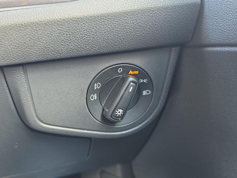 Used Volkswagen Polo PF24HGO 38