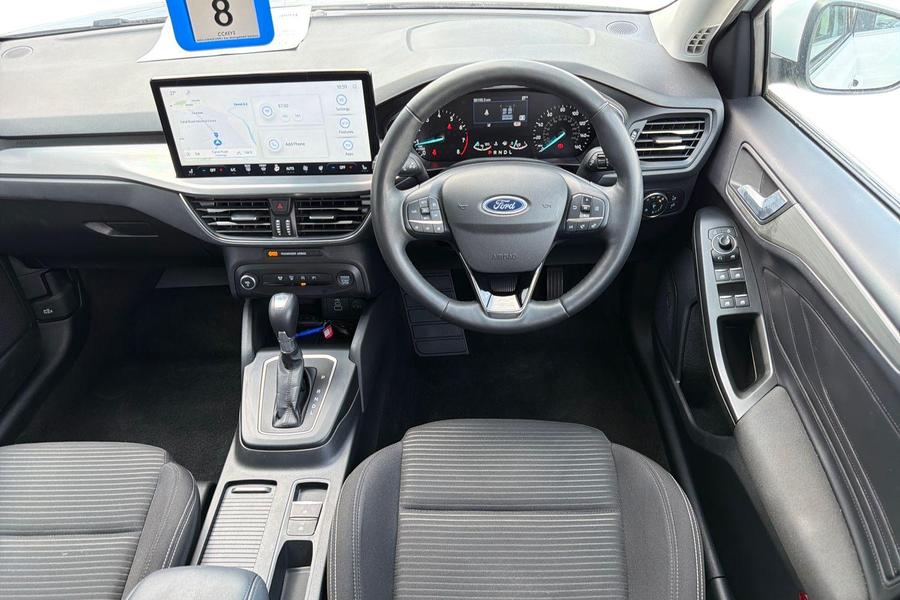 Ford Focus Photo autoimg-d76bc17e69d5c3b57f189fb808238578a6bb7482.jpg
