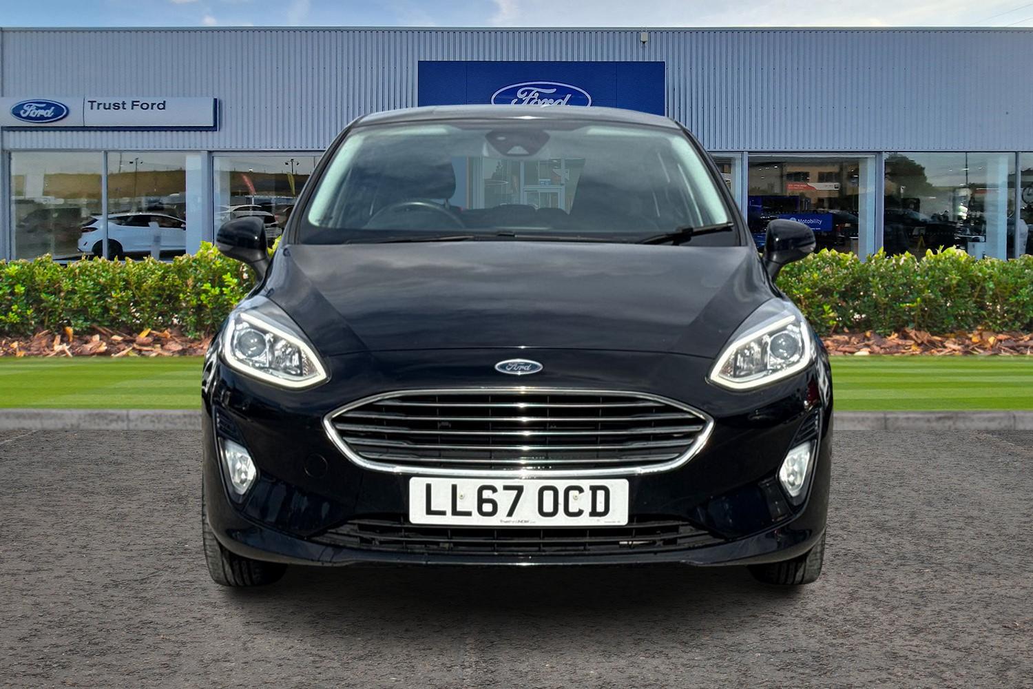 Ford FIESTA Photo 5