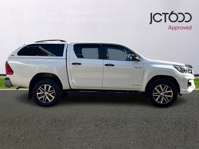Toyota Hilux Photo 4