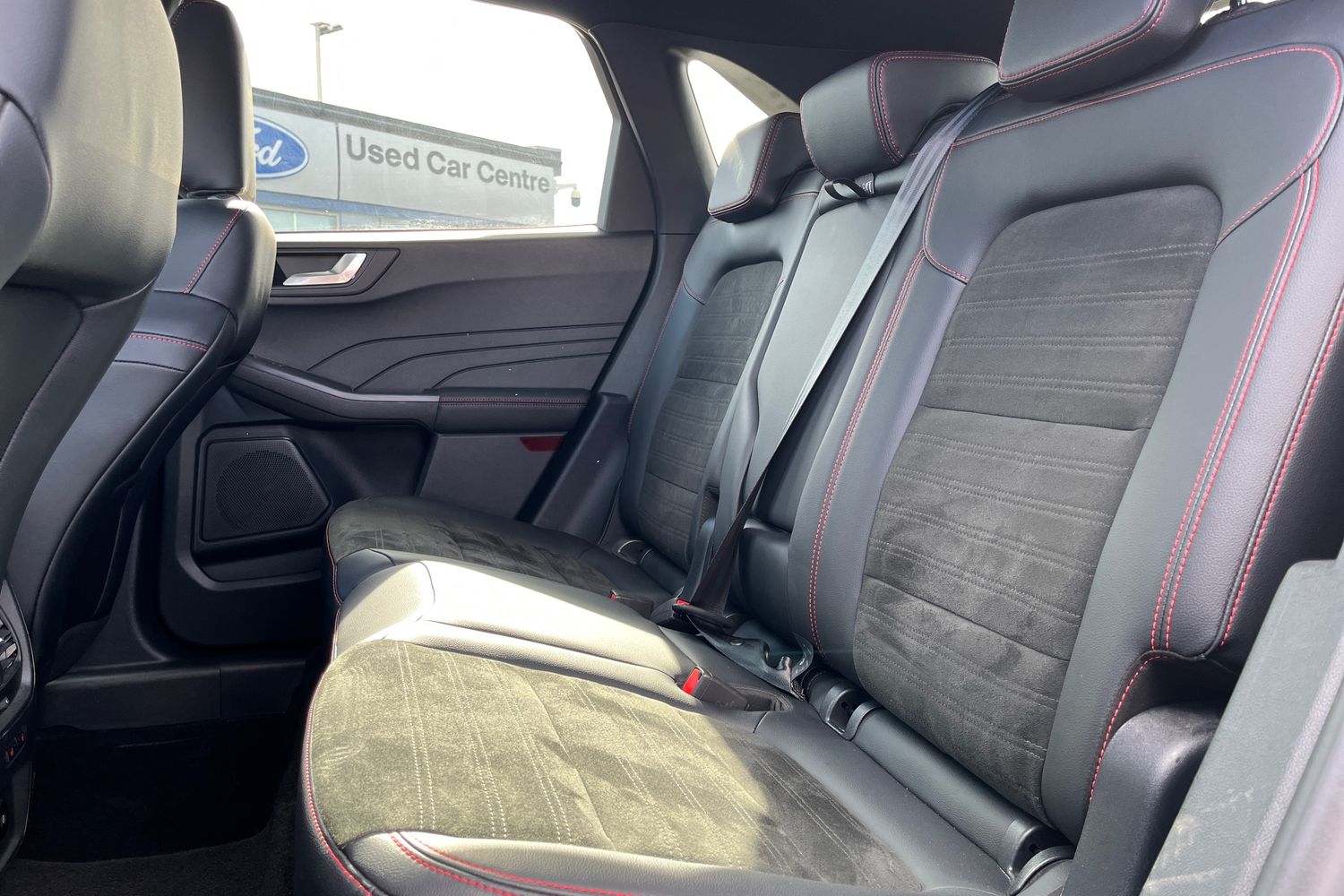 Ford KUGA Photo 19