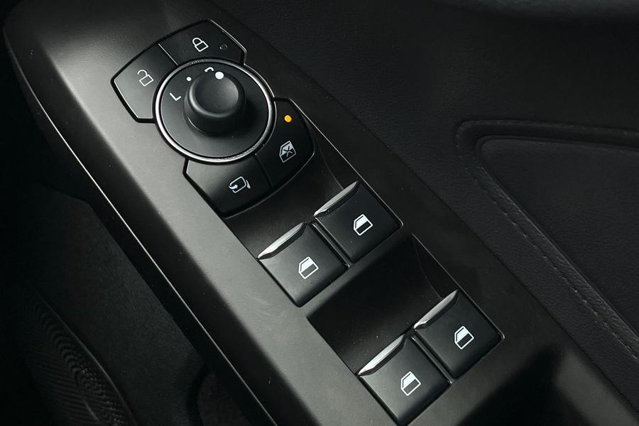 Ford FOCUS Photo autoimg-d7745983bad426c7f3c3fa3e771f0992688ed7e1.jpg