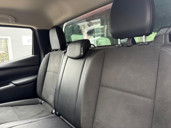 MERCEDES-BENZ X Class Photo 37