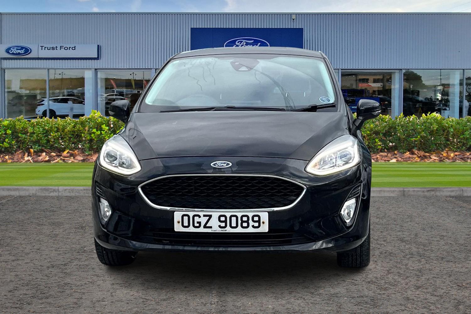 Ford FIESTA Photo 4