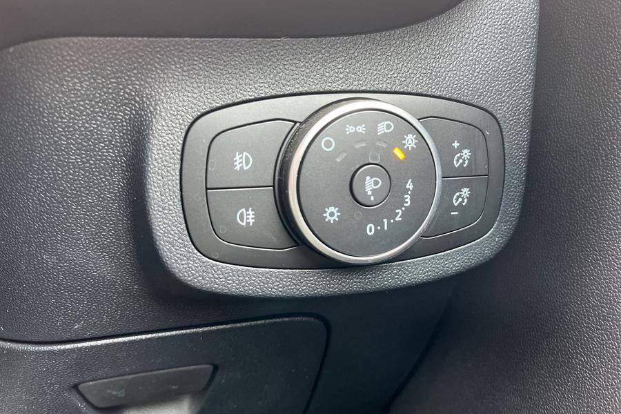 Ford FIESTA Photo autoimg-d77e12ef5a427e9fb18296482ed2b8f45991039d.jpg