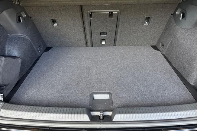VOLKSWAGEN Golf Photo 12