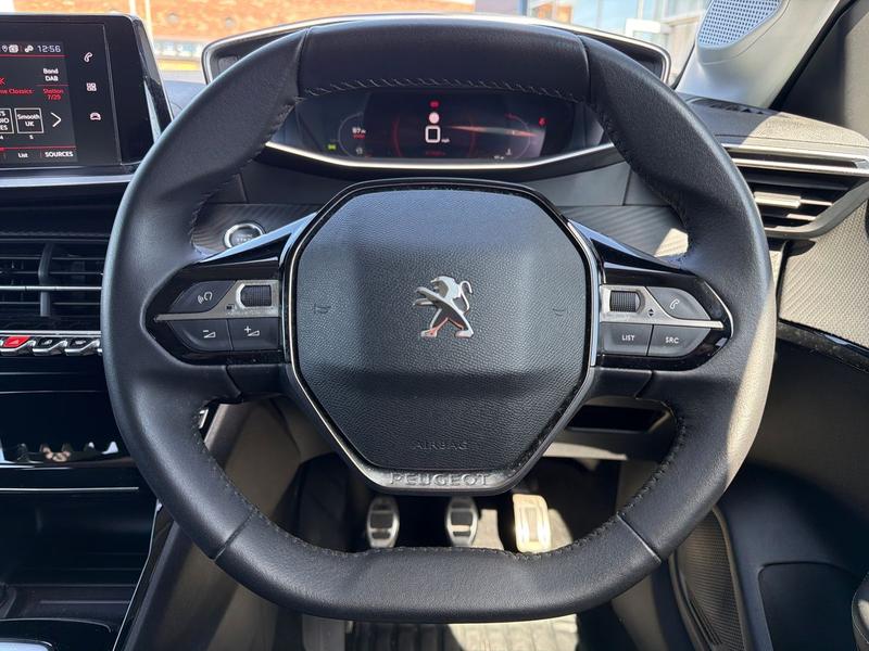 Used Peugeot 208 NU23WHE 32