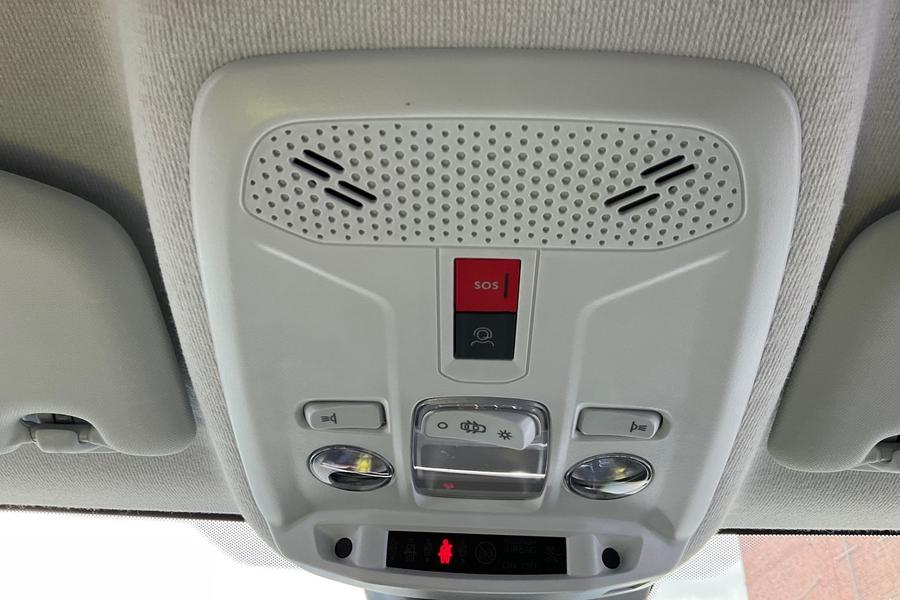 Peugeot 208 Photo autoimg-d78479d5c8053b4b6bdee70be60012aac25b010a.jpg