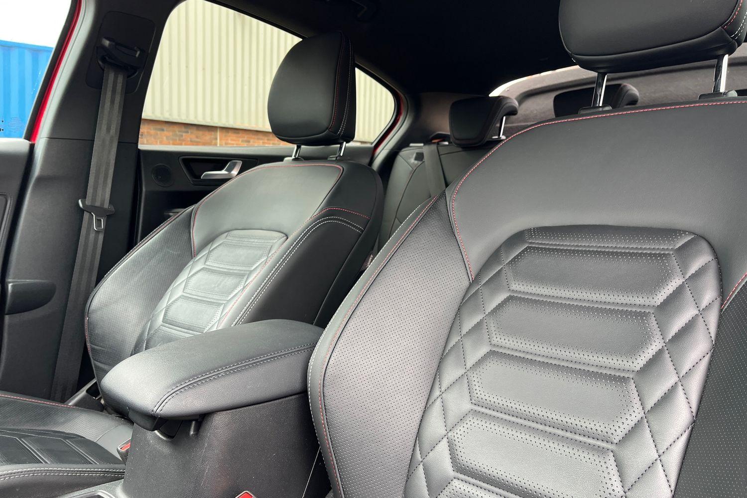 Ford Focus Photo 18