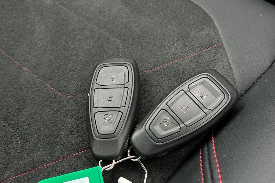 Ford FIESTA Photo autoimg-d788cc951ddce9dd57be9f9feb404c25721c748f.jpg