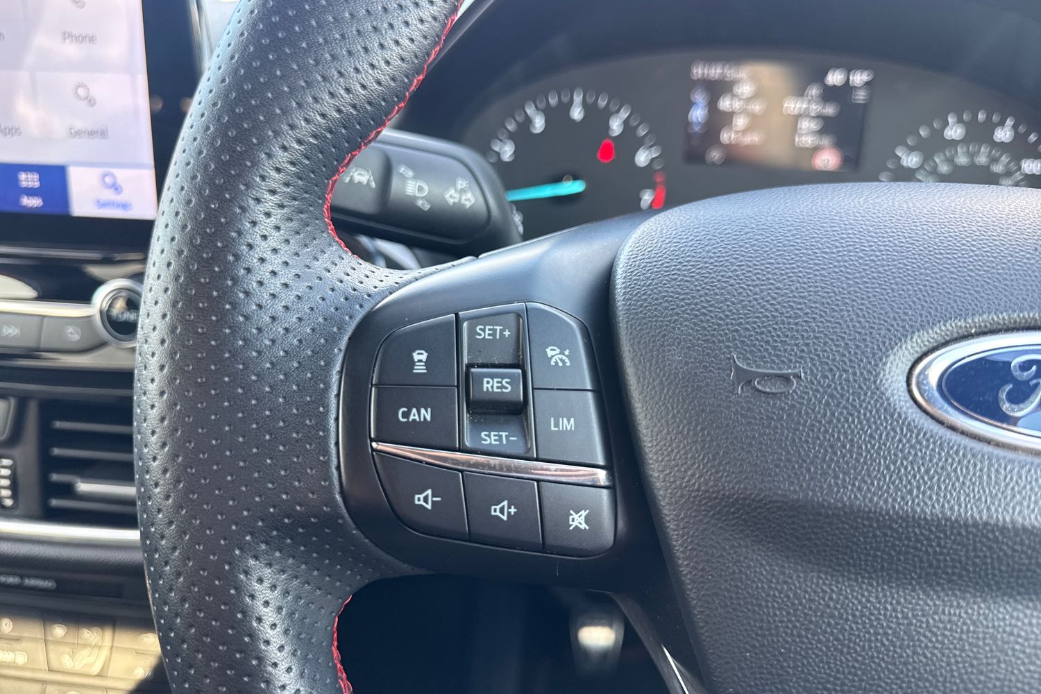 Ford FIESTA Photo 33