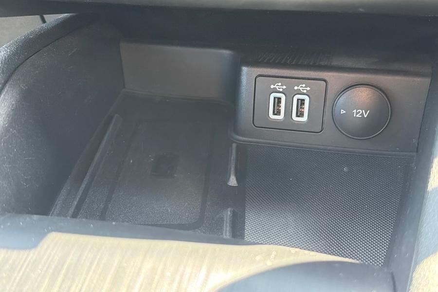 Ford KUGA Photo autoimg-d78a9e3b1f79fba1501f1f0522ce60045848c174.jpg