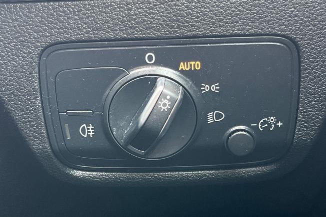 AUDI Q2 Photo 33