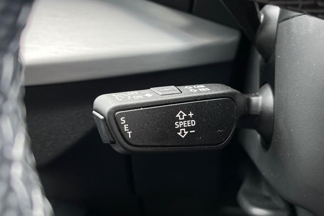AUDI Q2 Photo 37