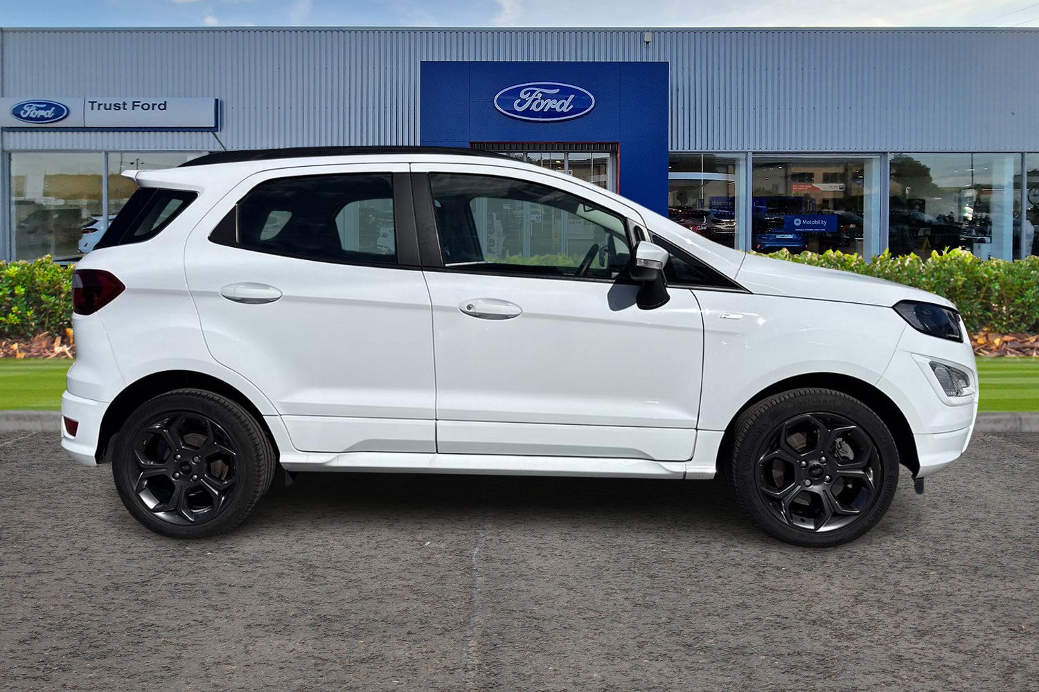 Ford EcoSport Photo 2
