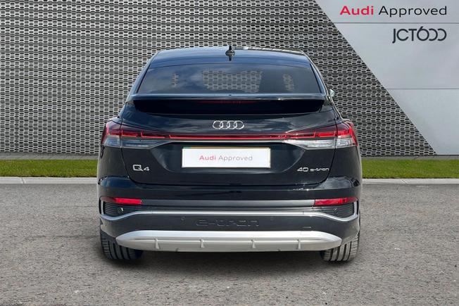 AUDI Q4 E-Tron Photo 7