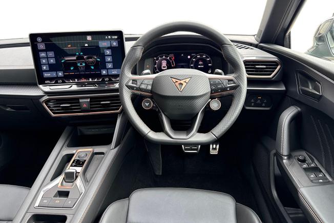 CUPRA Leon Photo 12