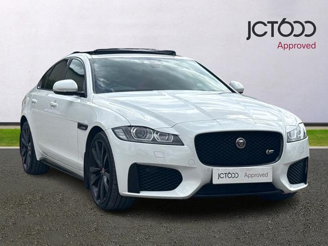 JAGUAR XF Photo 1
